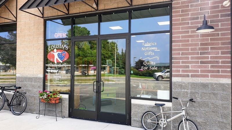 9 Must-Visit And Surprisingly Affordable Fabric Shops In Northern Michigan - Decor Hint Cousin's Quilt Shop