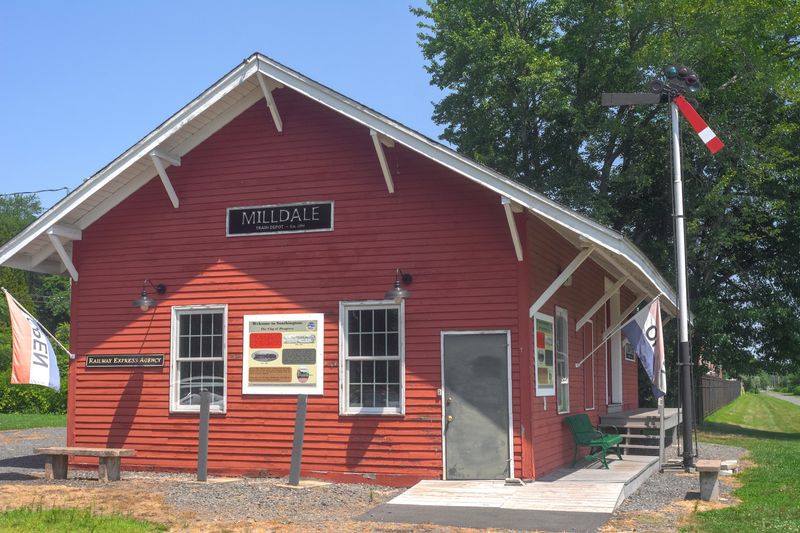 Milldale Train Depot, Plantsville