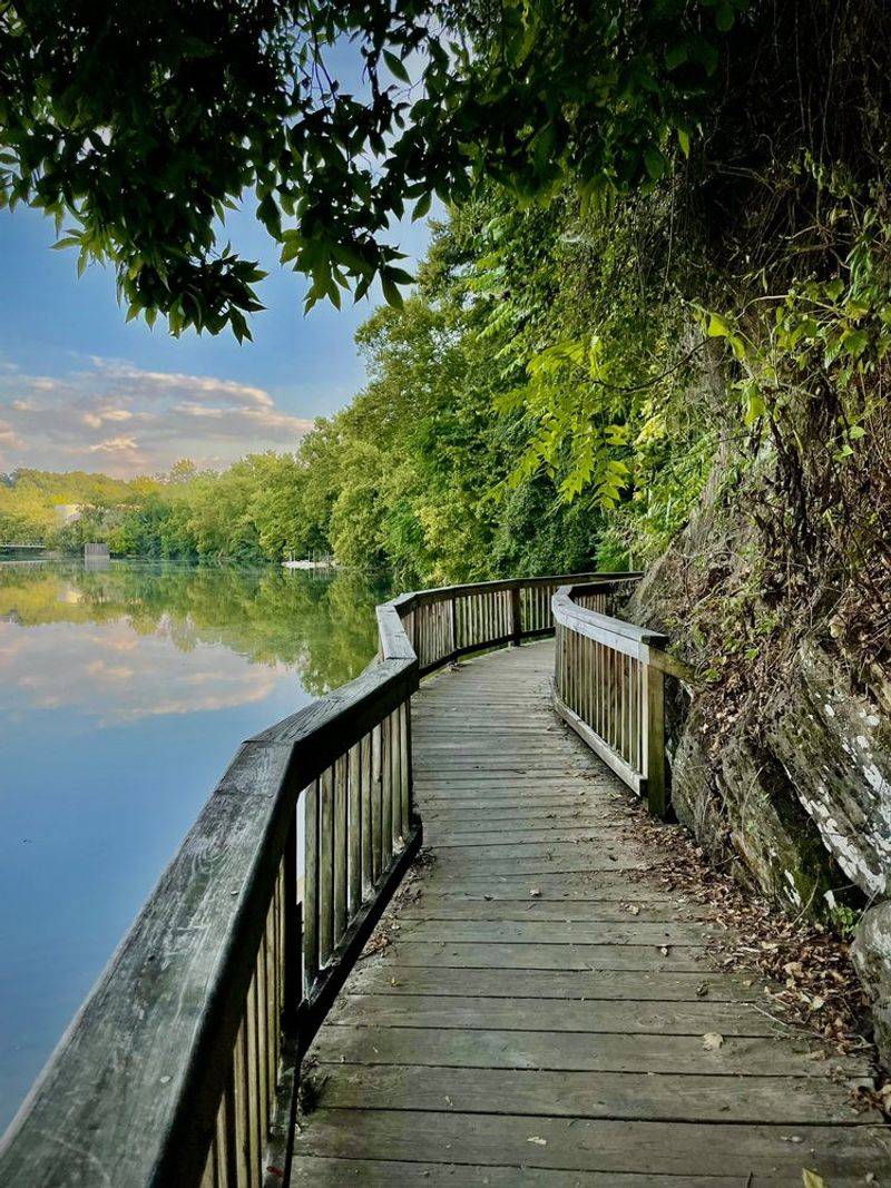 10 Tennessee Destinations Where You Can Have Fun Without Spending A Lot - Decor Hint Ijams Nature Center, Knoxville