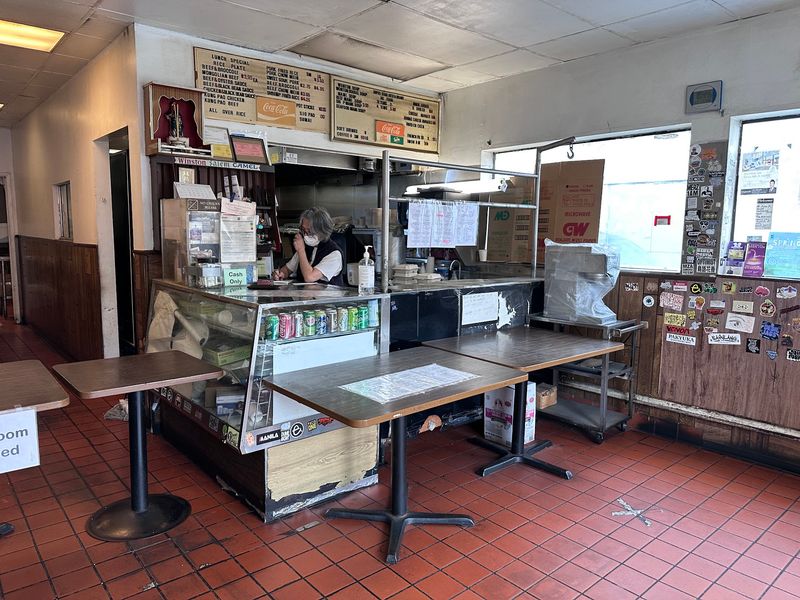 10 Hole-In-The-Wall California Breakfast Joints That Are Cash-Only But People Still Line Up - Decor Hint Super Star Restaurant, San Francisco