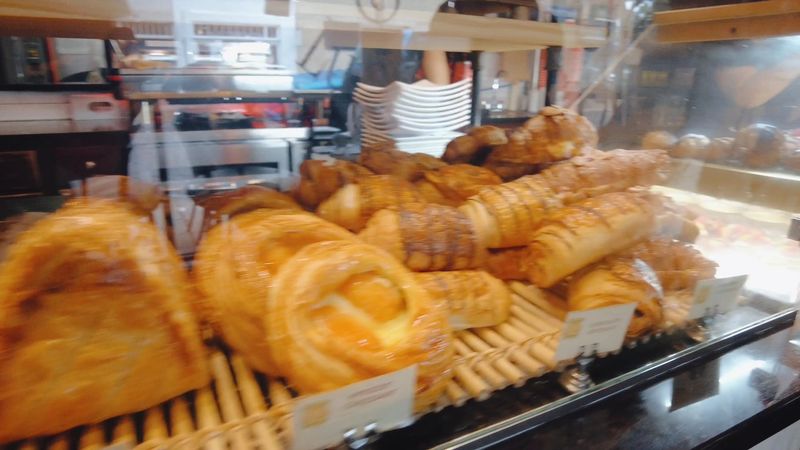 10 Florida Bakeries And Cafés Where Pastries And European-Inspired Treats Still Take The Spotlight - Decor Hint Croissant Gourmet, Winter Park