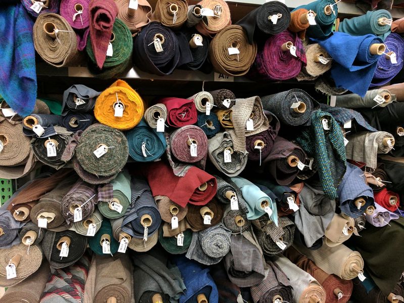 This Unassuming Massachusetts Fabric Store Is Packed With Vintage-Inspired Prints - Decor Hint Planning Your Visit Without Getting Overwhelmed