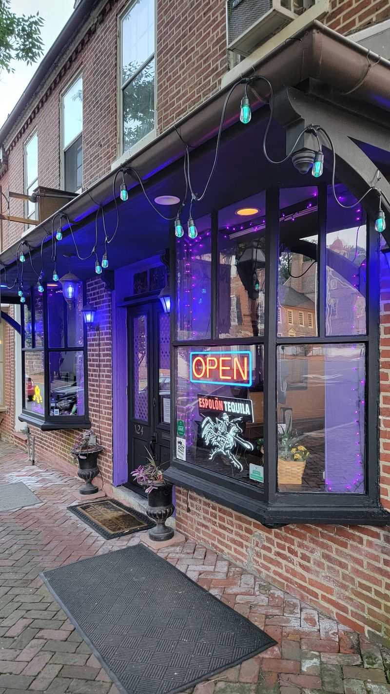 Nora Lee's French Quarter Bistro, New Castle