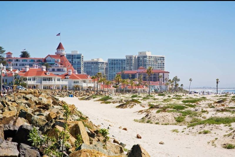14 Southern California Beach Towns Where Sunshine And Coastal Charm Steal The Show - Decor Hint Coronado