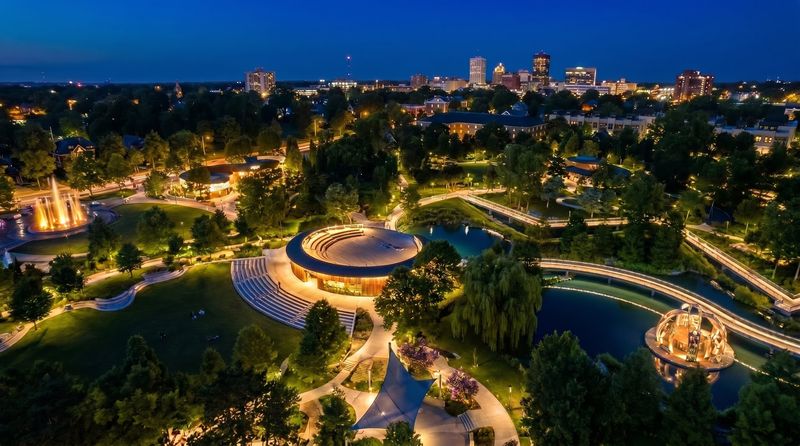 This 17-Foot-High North Carolina Skywalk Turns Into A Glowing Light Tunnel After Dark - Decor Hint Your Walk Above The Ground Comes With A Very Different View Of The Park