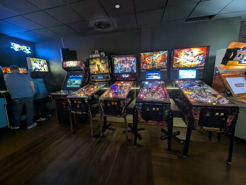 A Connecticut Arcade That Makes You Feel Like A Kid Again No Matter Your Age - Decor Hint Pinball Fans Have Plenty Of Machines To Try