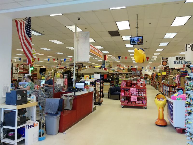 This North Carolina Bargain Store Sells Name-Brand Finds For Up To 70% Less - Decor Hint Compare Prices On Pantry Staples And Everyday Household Goods