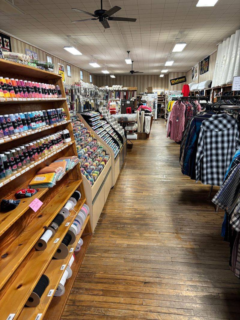 Match Your Fabric With Notions Thread And Other Sewing Essentials