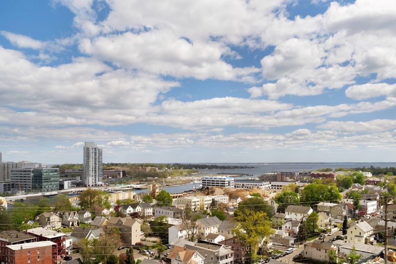 Even Locals Dread The Stressful Traffic In This Connecticut City - Decor Hint Rush Hour Can Change A Simple Cross-Town Trip