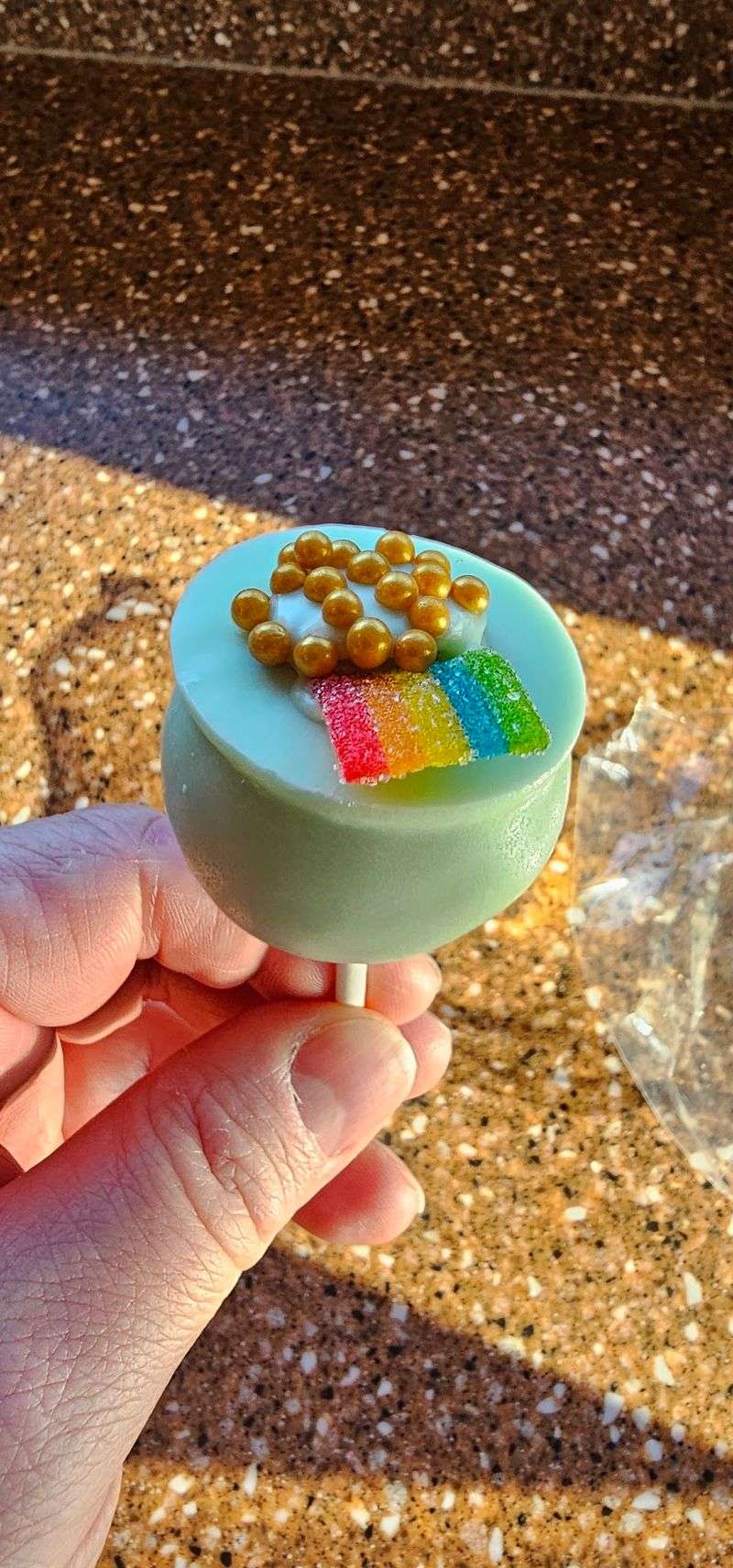 10 Illinois Bakeries That Make Summer Road Trips Even Sweeter - Decor Hint J&G Pastries, Woodstock