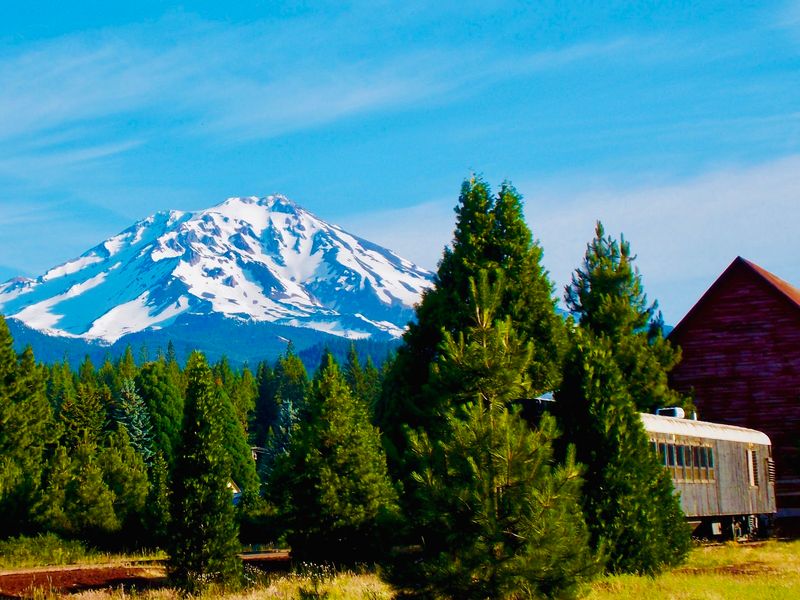 13 Quiet California Mountain Towns That Haven’t Been Spoiled By Tourists Yet - Decor Hint McCloud, Siskiyou County