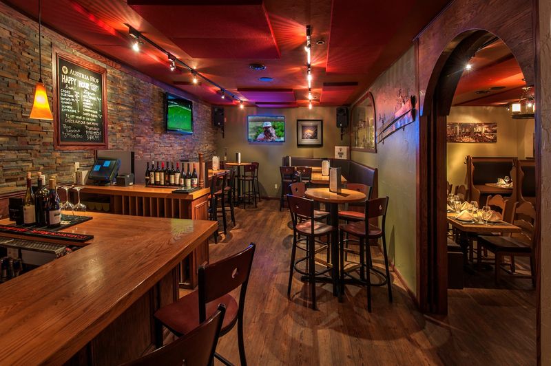 8 Central California German Restaurants Serving Crispy Schnitzel And Hearty Old-World Favorites - Decor Hint Austria Hof Restaurant, Mammoth Lakes