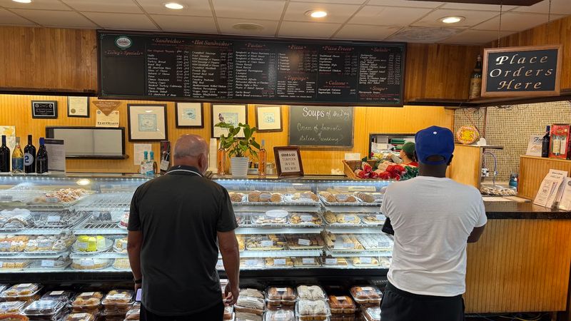 Giuliano's Delicatessen, Gardena
