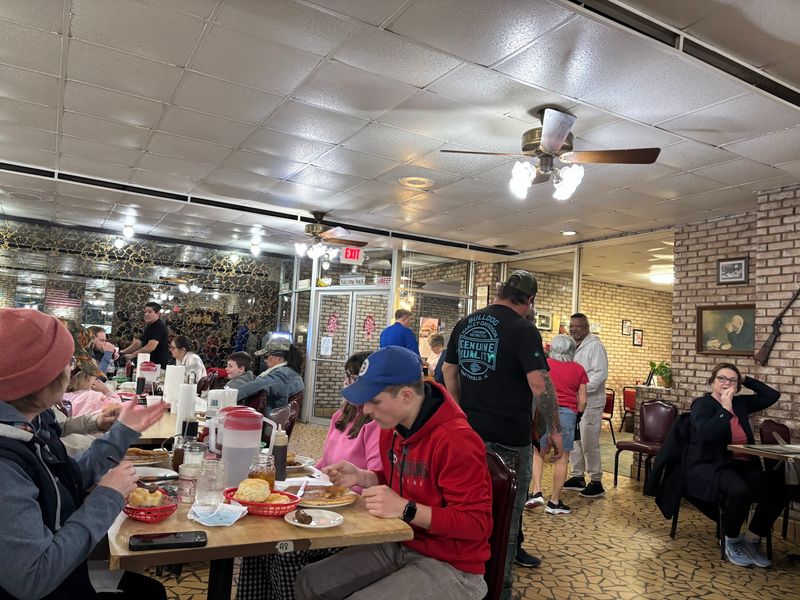 Pam's Farmhouse Restaurant
