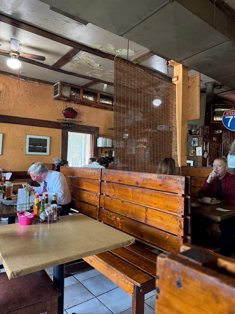 Lupie's Cafe, Charlotte