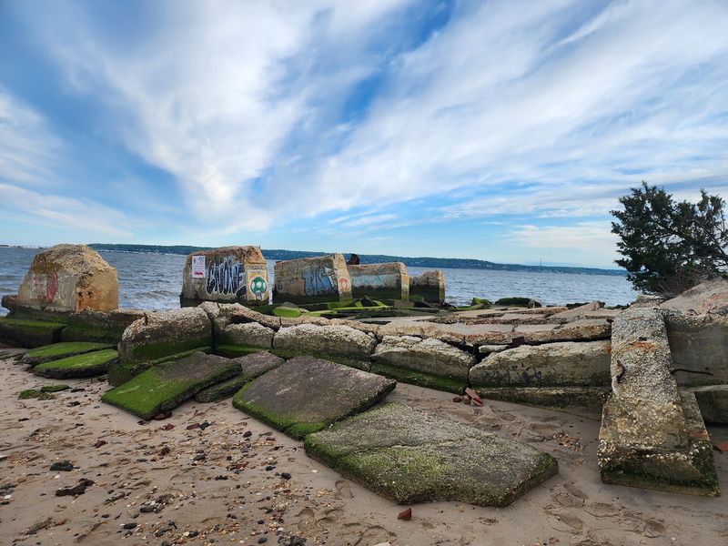 11 New Jersey Day Trips That Feel Like A Vacation Without Going Far - Decor Hint Sandy Hook, Highlands