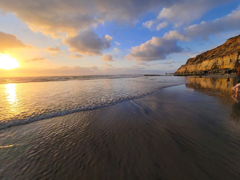 14 Southern California Beach Towns Where Sunshine And Coastal Charm Steal The Show - Decor Hint Solana Beach