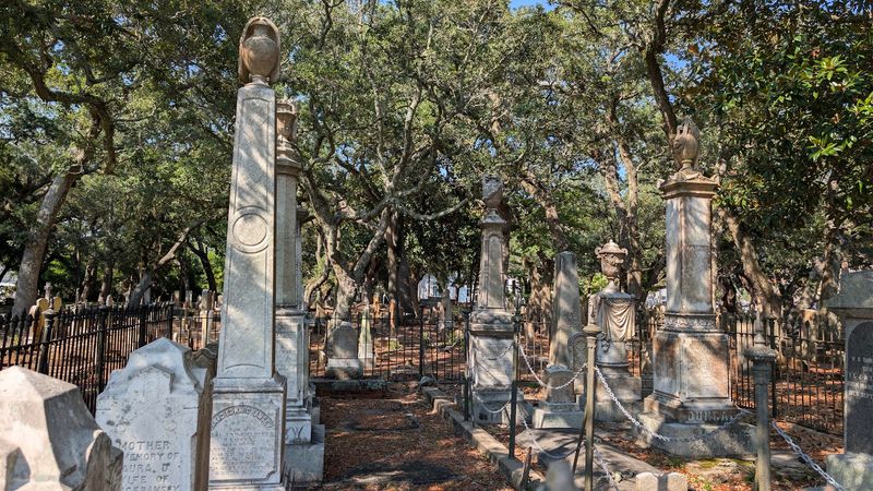This 300-Year-Old North Carolina Cemetery Is Filled With Graves And Legends You Would Never Expect - Decor Hint Read Weathered Markers That Tell Stories From The Town's Earliest Years