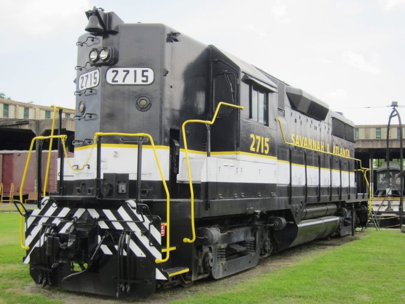 This Georgia Railroad Museum Lets Visitors Ride Historic Trains Through A Working Rail Yard - Decor Hint Active Preservation Work Happening Right Now
