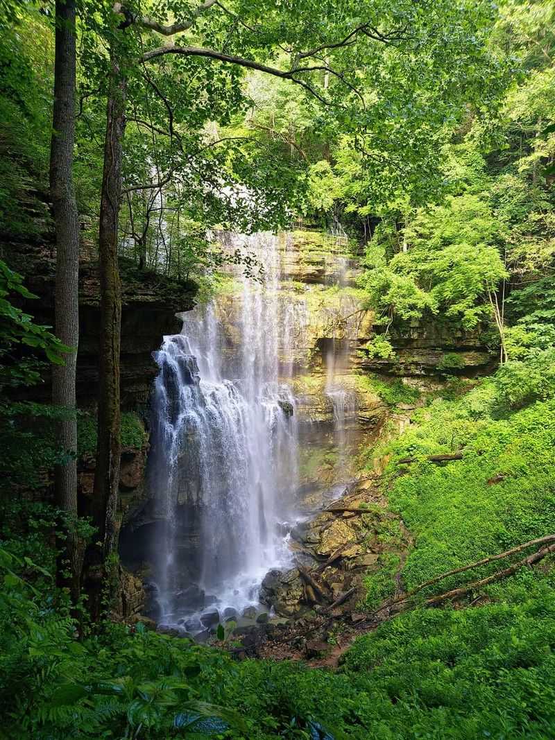 Virgin Falls, Sparta
