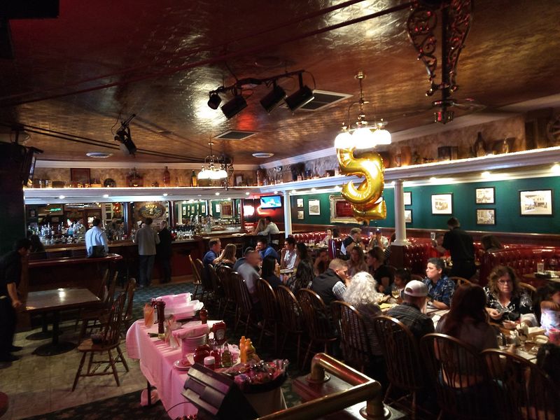 Shaw's Steakhouse, Santa Maria