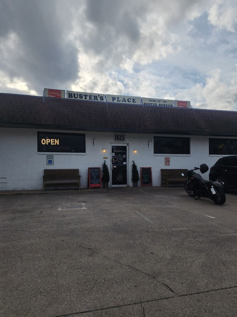 These 10 Tennessee Burger Joints May Be Small, But Locals Swear By Them - Decor Hint Buster's Place, Murfreesboro