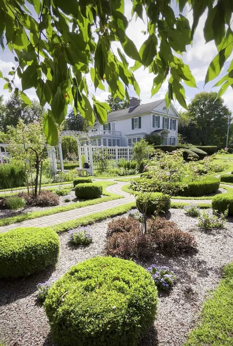 A Historic Estate Hidden In Plain Sight