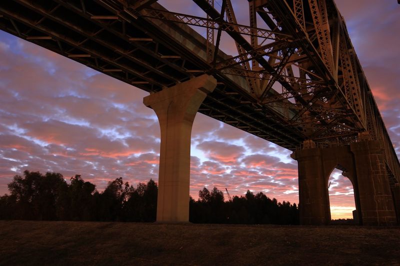 The Haunted Louisiana Bridge With Legends Dating Back Generations - Decor Hint The Legend Sealed Inside The Cement Pilings