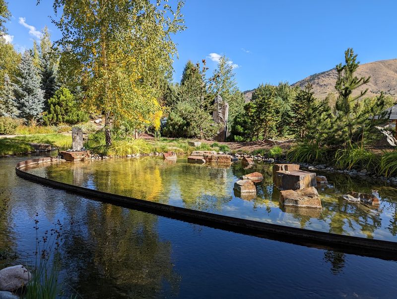 This Hidden 5-Acre Idaho Garden Has 5 Different Biomes And Seniors Visit Completely Free - Decor Hint Follow Streams Ponds And Alpine Plantings Through The Grounds