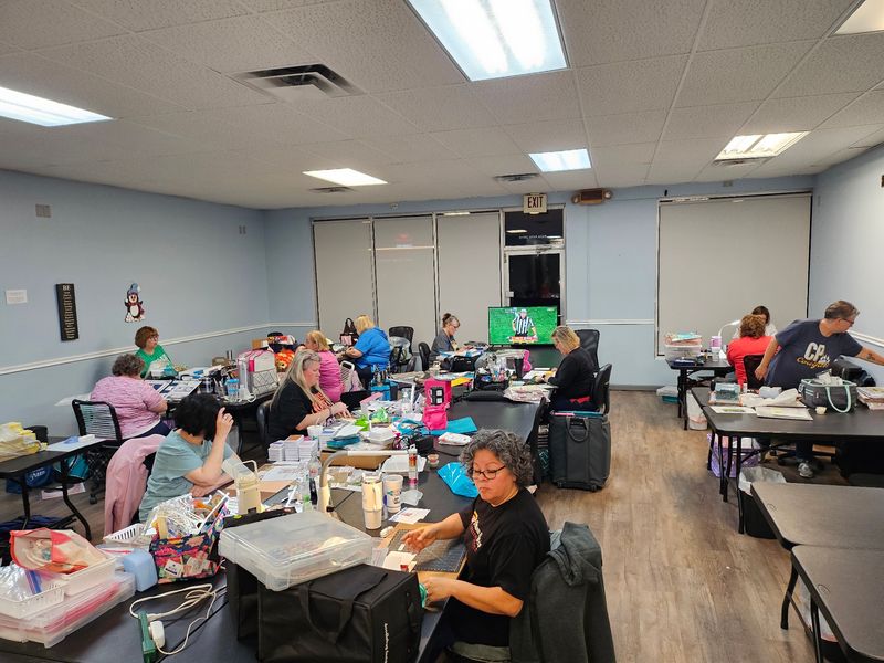 This Nebraska Craft Shop Feels Like A Treasure Hunt For Scrapbookers And Creative Minds - Decor Hint Join A Class When You Want To Learn A New Paper-Crafting Technique