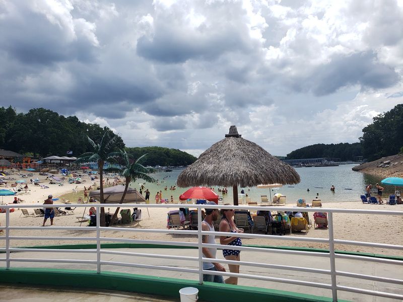 This Hidden Tropical Escape In Georgia Will Make You Feel Like You're In The Caribbean - Decor Hint Camp Margaritaville RV Resort And Cabins