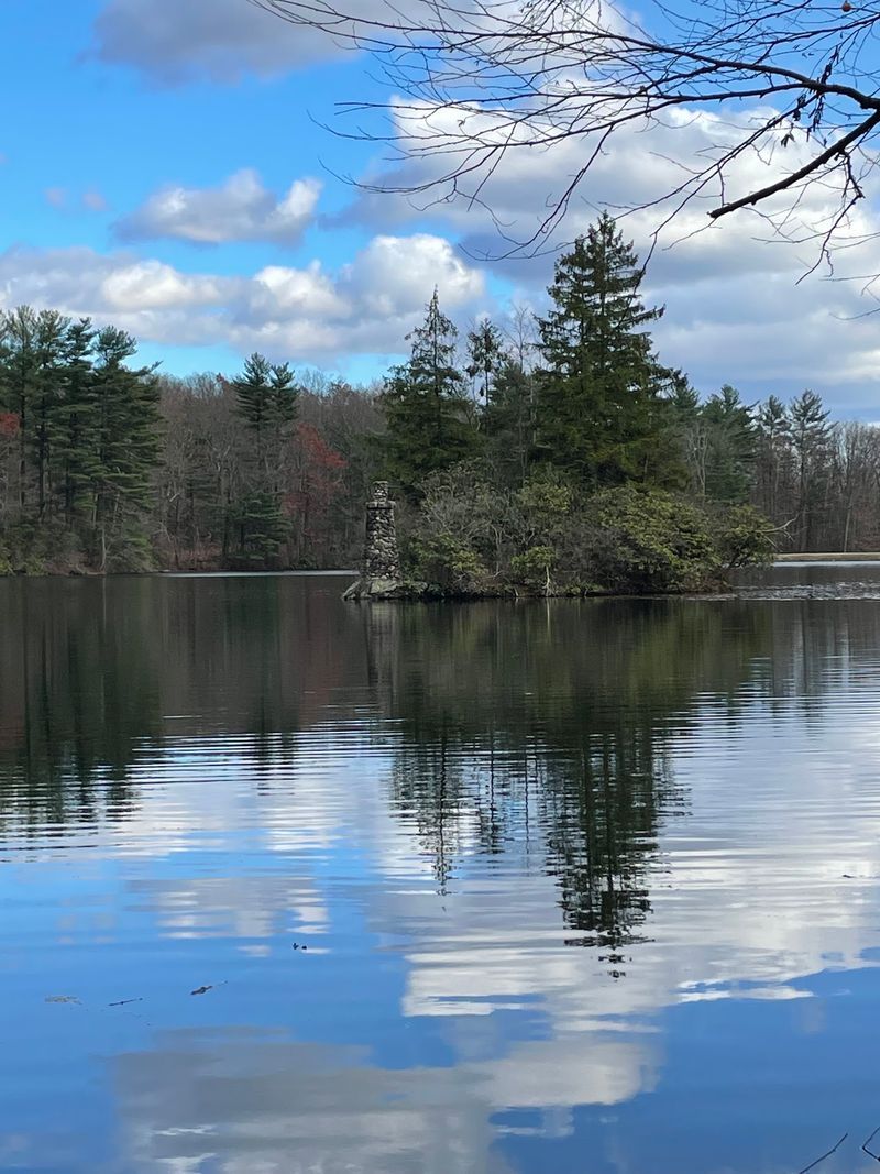 Lake Hopewell Adds A Peaceful Waterfront Stop