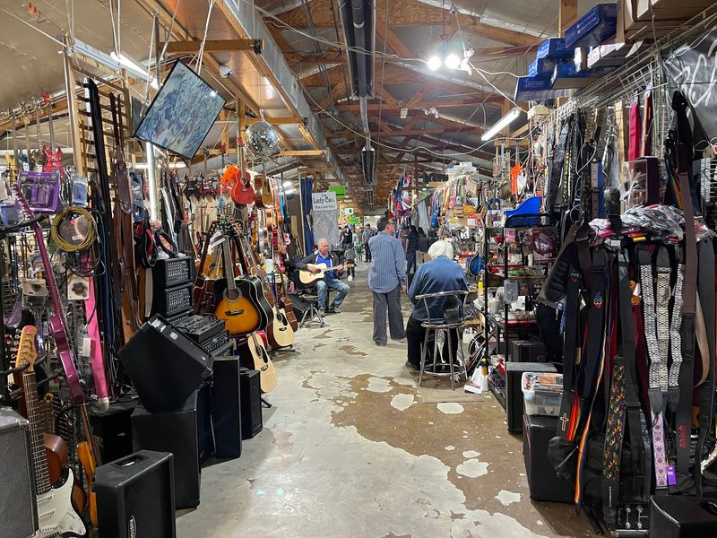 Flea Land Flea Market