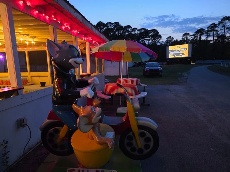 RVs, Kids And Playgrounds