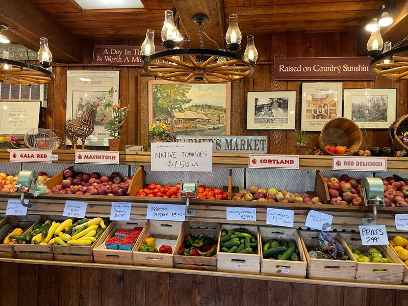 Silverman's Farm, Easton 
