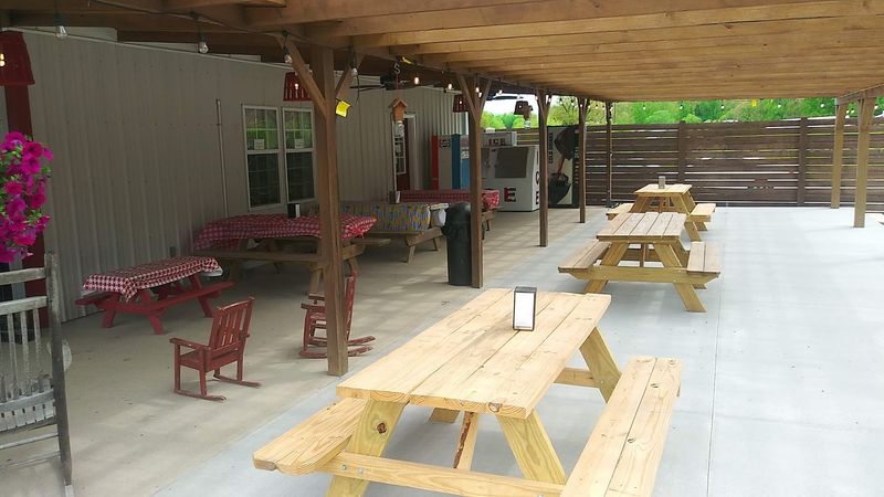 Spend A Slow, Simple Weekend In This Kentucky Amish Community - Decor Hint Handcrafted Furniture Worth Every Penny