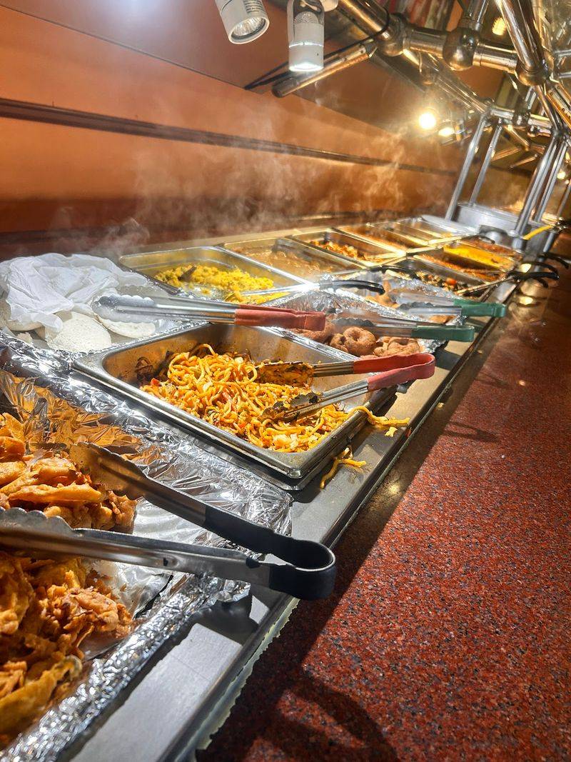 Weekend Dosa Station Puts On A Show