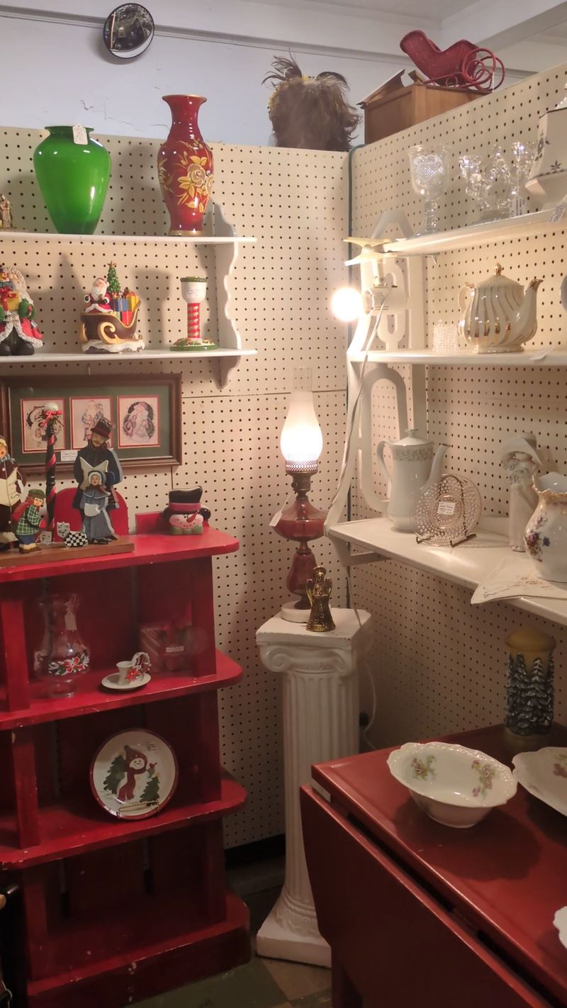 Vintage Glassware And Ceramics