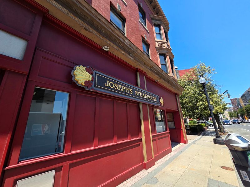 Joseph's Steakhouse, Bridgeport 