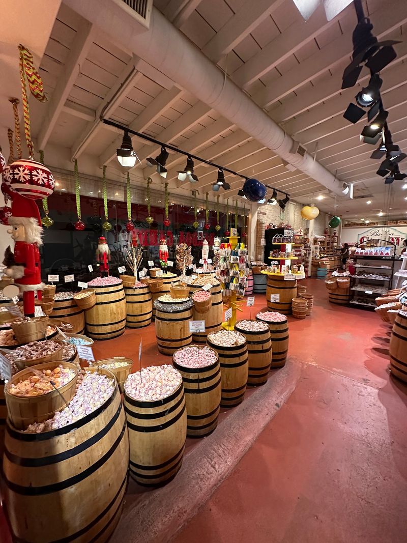 Balboa Candy, Newport Beach