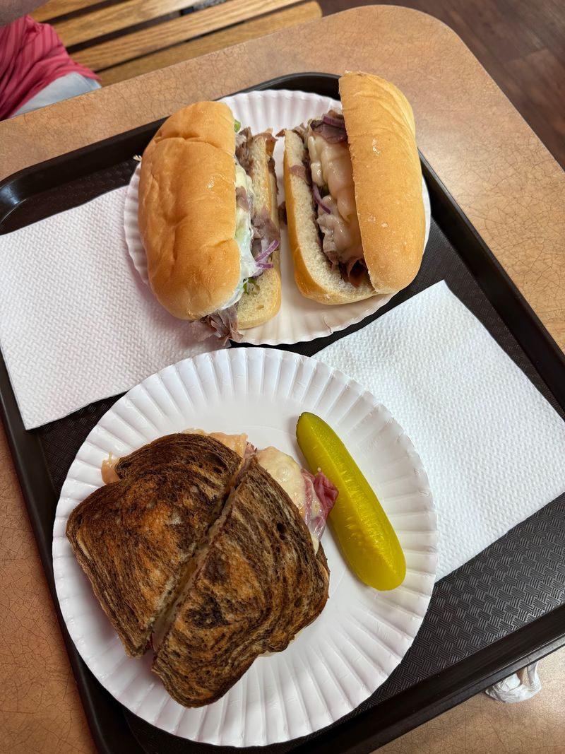 This Nebraska Sandwich Shop Makes Summer Picnic Plans Almost Too Easy - Decor Hint The Reuben Has Become One Of The Local Favorites