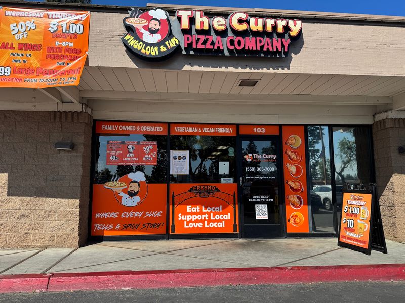 The Curry Pizza Company, Indian Spices Meet Melted Cheese