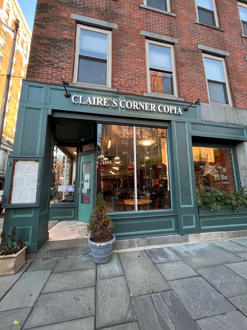 Claire's Corner Copia, New Haven