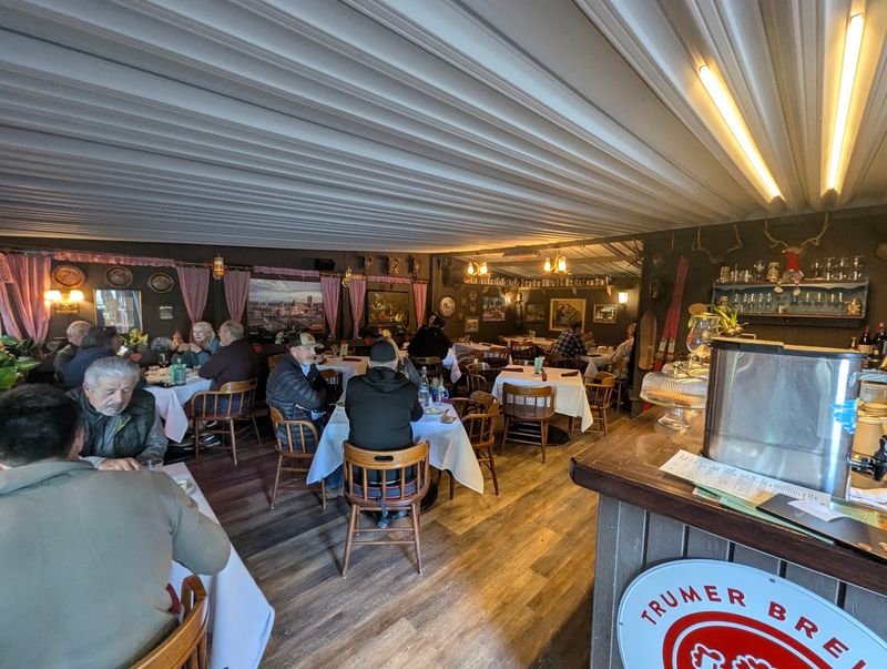 8 Central California German Restaurants Serving Crispy Schnitzel And Hearty Old-World Favorites - Decor Hint Dutch Garden Restaurant, Santa Barbara