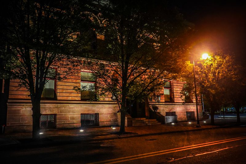 This Grand Rapids Ghost Tour Brings Michigan History To Life After Dark - Decor Hint Heritage Hill And The Haunted Neighborhoods