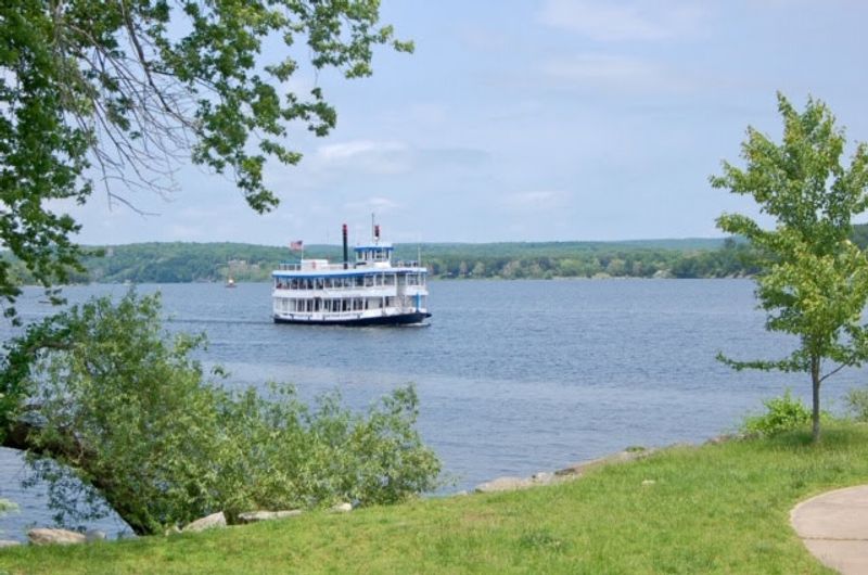 Deep River Landing, Deep River