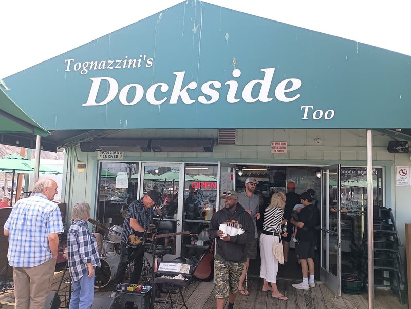 Tognazzini's Dockside Too, Embarcadero