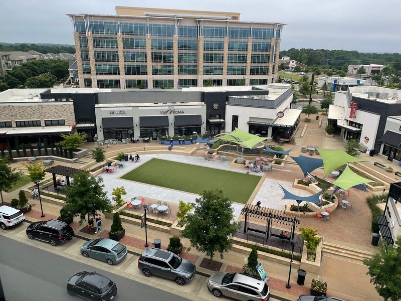 This North Carolina City Is So Stressful To Drive In, Even Locals Brace For The Traffic - Decor Hint Watch Uptown Traffic Change Fast During Events And Commutes