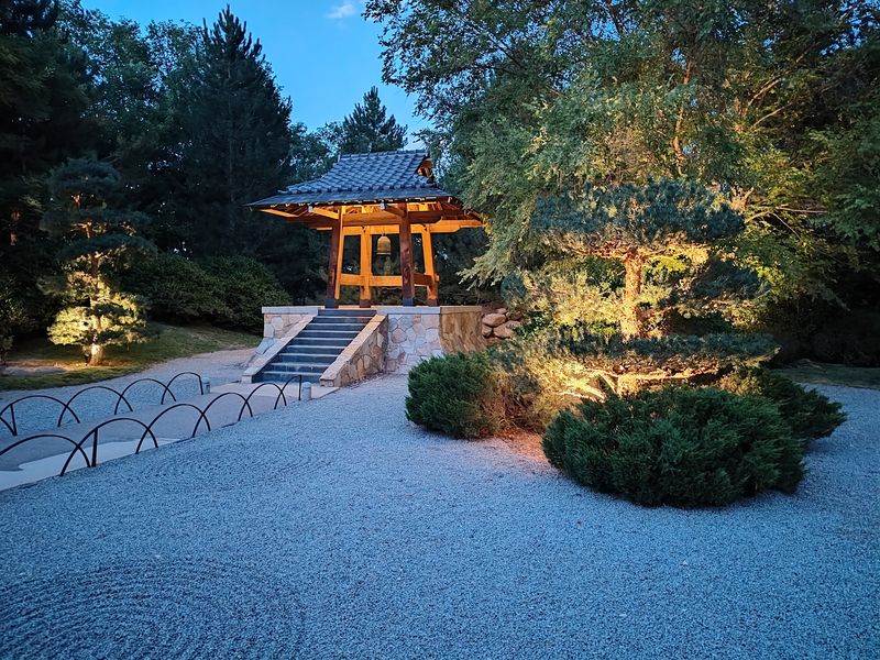 A Japanese Garden Born From Friendship