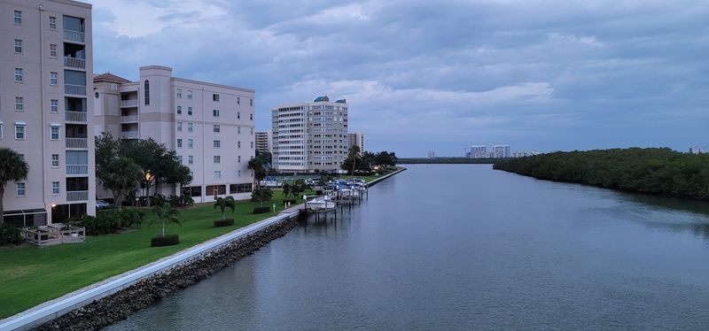 This Charming Florida Town Once Ranked Among America’s Happiest Places - Decor Hint A 170-Acre Garden Plus Mangrove Tunnels